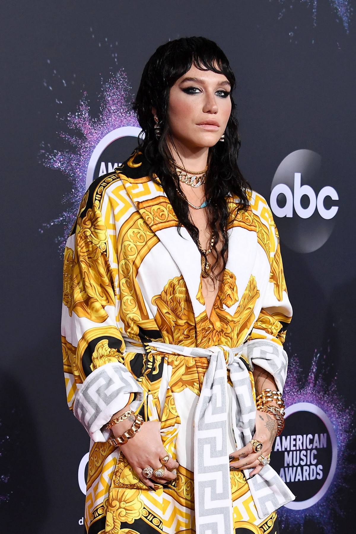 Kesha attends 2019 American Music Awards at Microsoft Theater in Los Angeles 2019/11/24