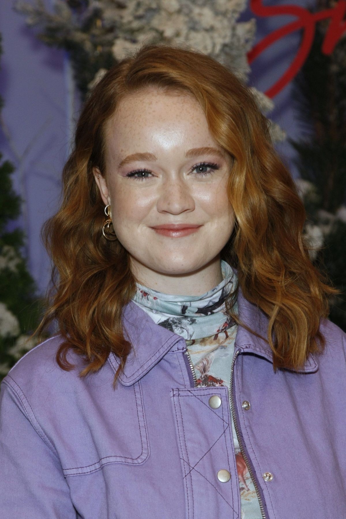 Liv Hewson attends Let It Snow Photocall in Beverly Hills 2019/11/01