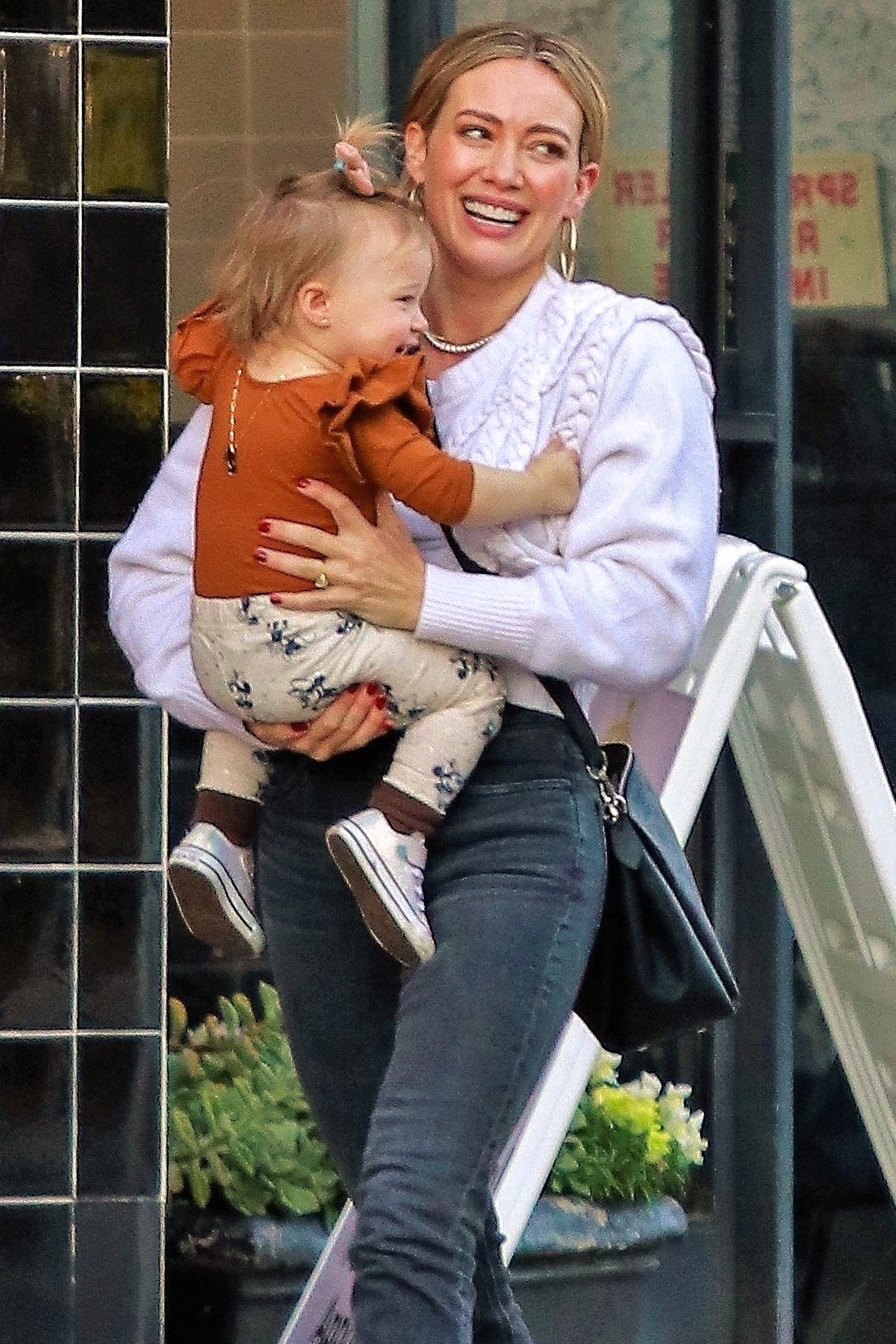 Hilary Duff with her daughter Stormi Webster out in Sherman Oaks 2019/12/19