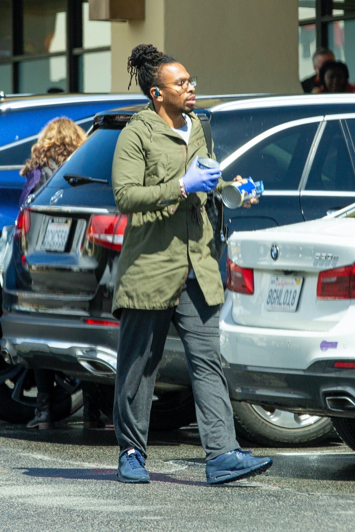 Zendaya Shopping with her brother in Los Angeles, California 2020/03/17