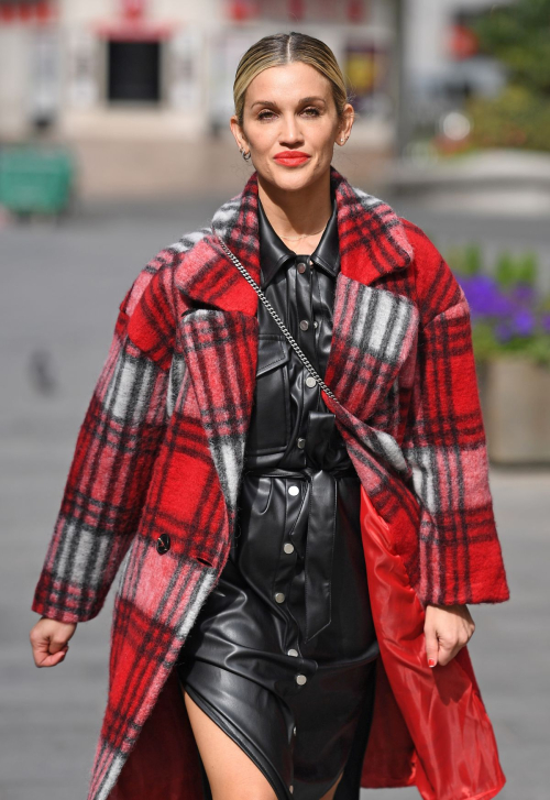 Ashley Roberts seen checked red coat and black leather dress leaves at Global Radio 2020/04/17 4