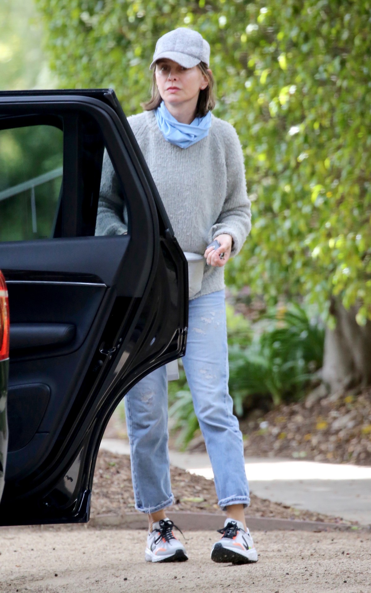 Calista Flockhart walks with her dogs in Los Angeles 2020/04/03