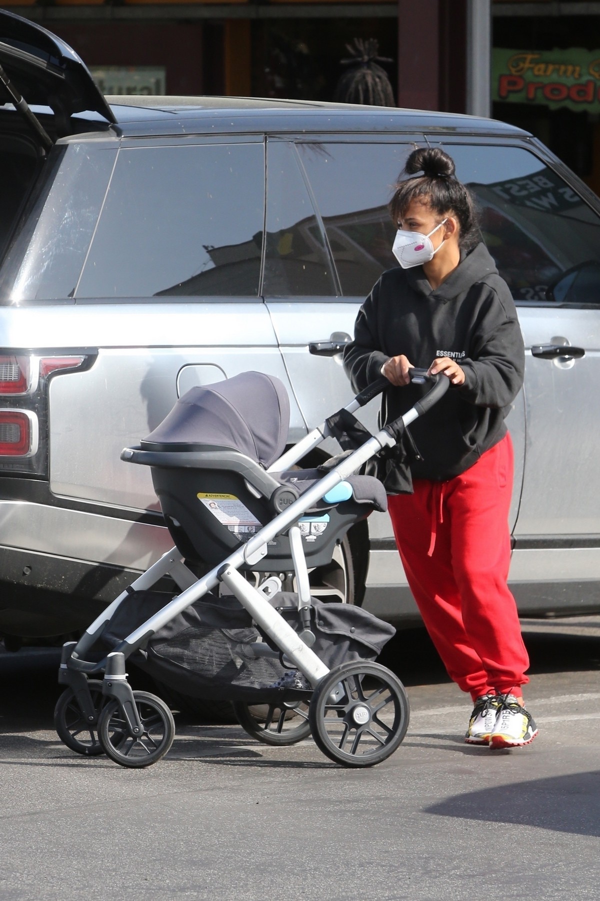 Christina Milian and Matt Pokora Shopping at the Market in Los Angeles 2020/04/04