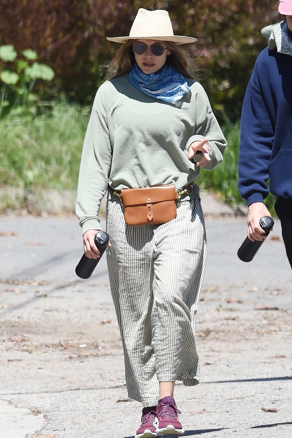 Elizabeth Olsen and fiance Robbie Arnett with homemade masks out in Hollywood Hills 2020/04/11