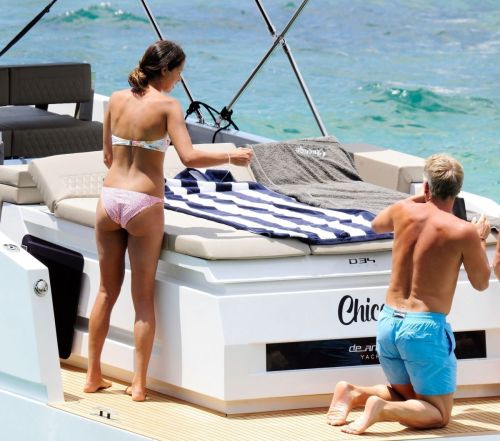 Ana Ivanovic in Bikini at a Yacht 2020/06/18 5