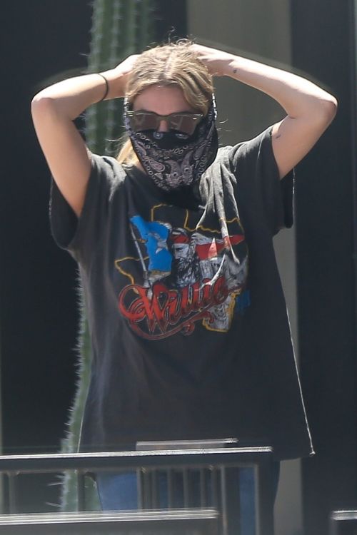 Ashley Benson Wearing Banda Mask Out in West Hollywood 2020/06/13 7