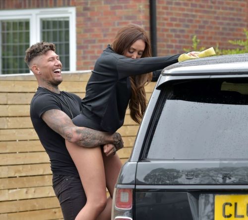 Charlotte Crosby Washing Her Car with Boyfriend in Newcastle 2020/06/04 13