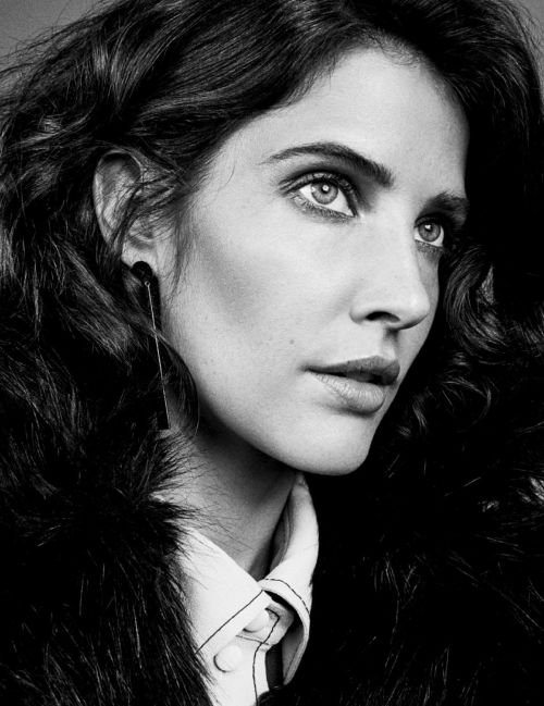 Cobie Smulders Black and White Photoshoot in Emmy Magazine May 2020 1