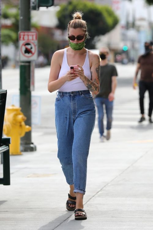 Ireland Baldwin in White Tank Top with Denims During Join Protests in Hollywood 2020/06/02 4