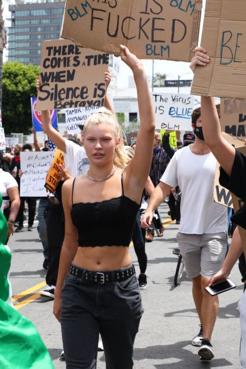 Josie Canseco at Black Lives Matter Protest in Los Angeles 2020/06/02 4