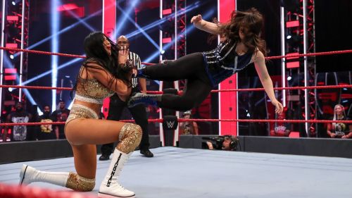 Nikki Cross vs. Billie Kay - Raw 2020/06/01 1