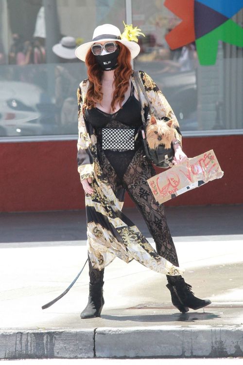 Phoebe Price at Black Lives Matter Protest in Los Angeles 2020/06/07