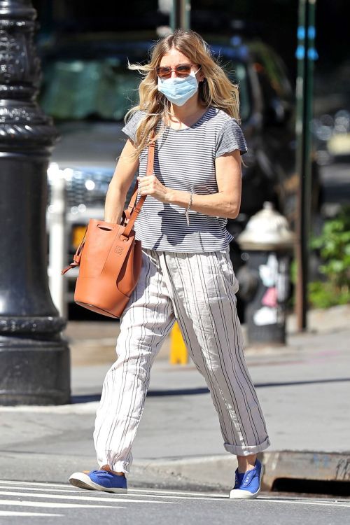 Sienna Miller Out and About in New York 2020/06/12 9