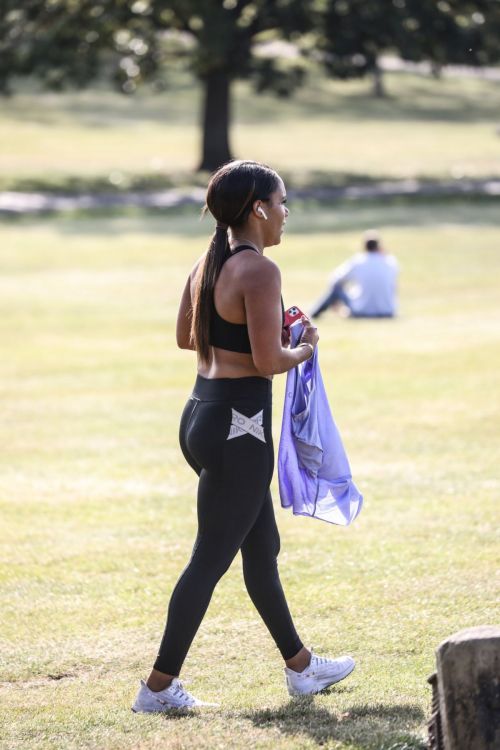 Alex Scott Workout at a Park in London 2020/09/18 4