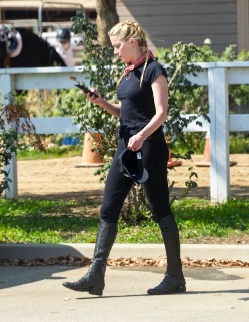 Amber Heard at Horseback Riding in Los Angeles 2020/09/23 13