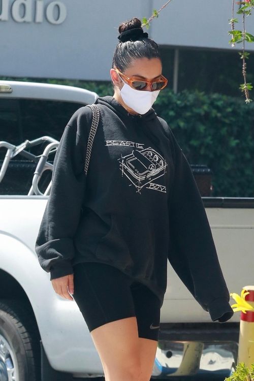 Charli XCX Leaves Massage Envy in Los Feliz 2020/09/22 5