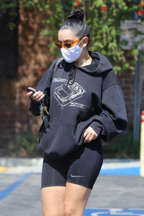 Charli XCX Leaves Massage Envy in Los Feliz 2020/09/22 10