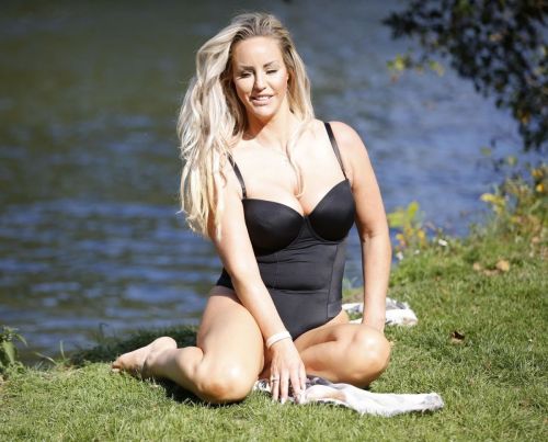 Danielle Mason in a Black Swimsuits 2020/09/18 7