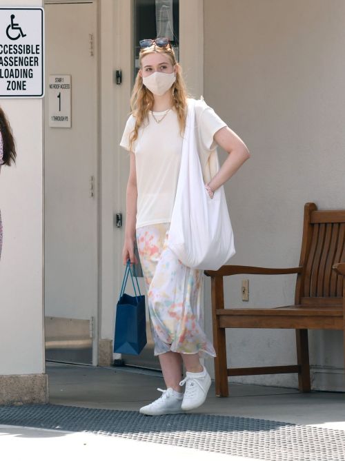 Elle Fanning Out Shopping in Los Angeles 2020/09/18 4