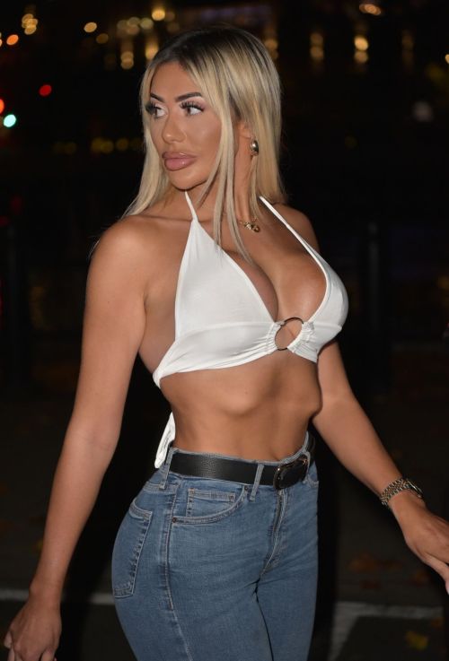 Chloe Ferry Shows her abs Night Out in Newcastle 2020/10/22 7