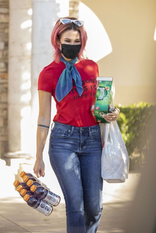 Brittany Furlan in Red and Blue Outfit Out Shopping in Los Angeles 2020/10/28 8