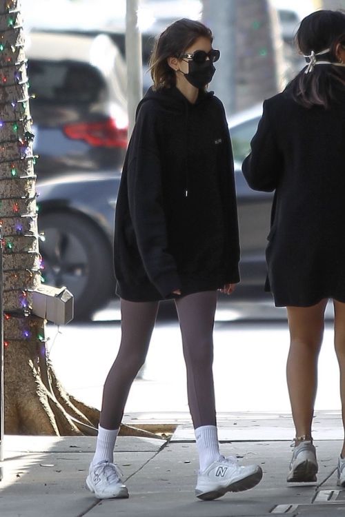 Kaia Jordan Gerber in Black Sweatshirt with Tights Out in Beverly Hills 2020/11/21 1