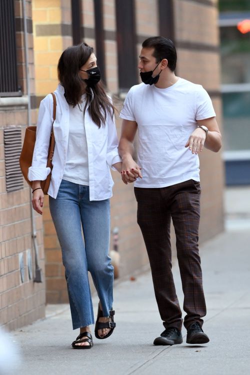 Katie Holmes and Emilio Vitolo Jr Out in New York 2020/11/22 8