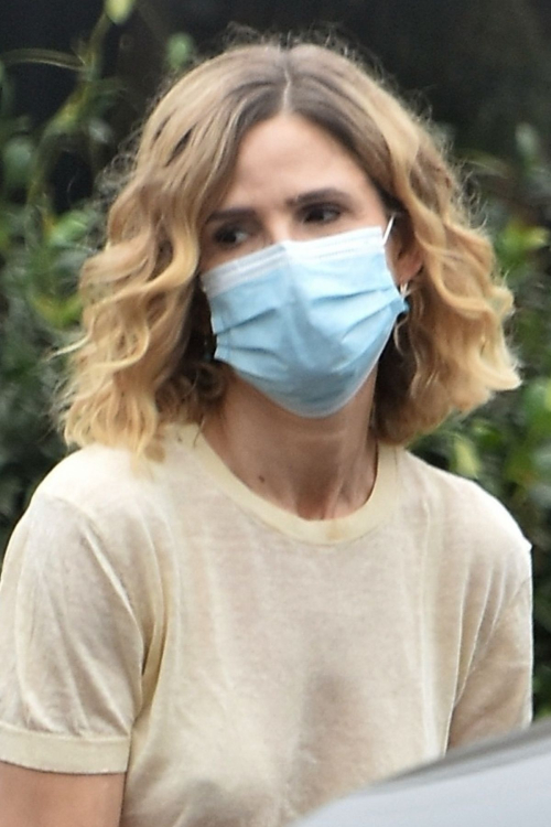 Kyra Sedgwick Picks Up Lunch in Los Feliz 2020/10/21 2