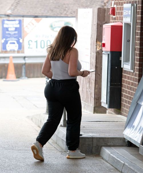 Lauren Goodger in Grey Tank Top with Track Pants at a Gas Station in London 2020/11/17 6