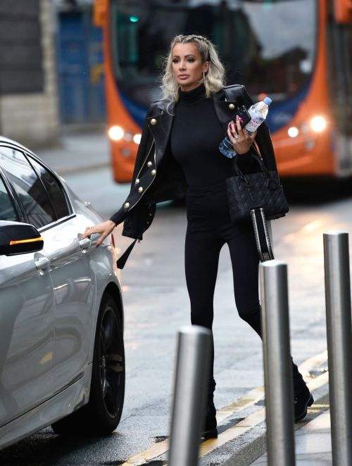 Olivia Attwood in Black Outfit Out in Manchester 2020/10/21 1