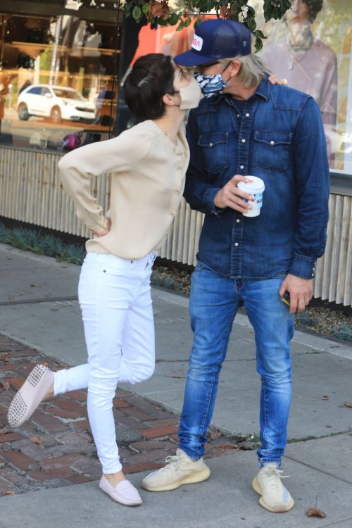 Selma Blair and David Lyons Out for Coffee in Los Angeles 2020/11/21 2