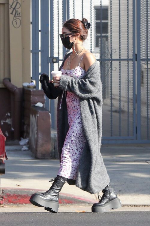 Vanessa Hudgens Out for Coffee in Los Feliz 2020/11/21 4