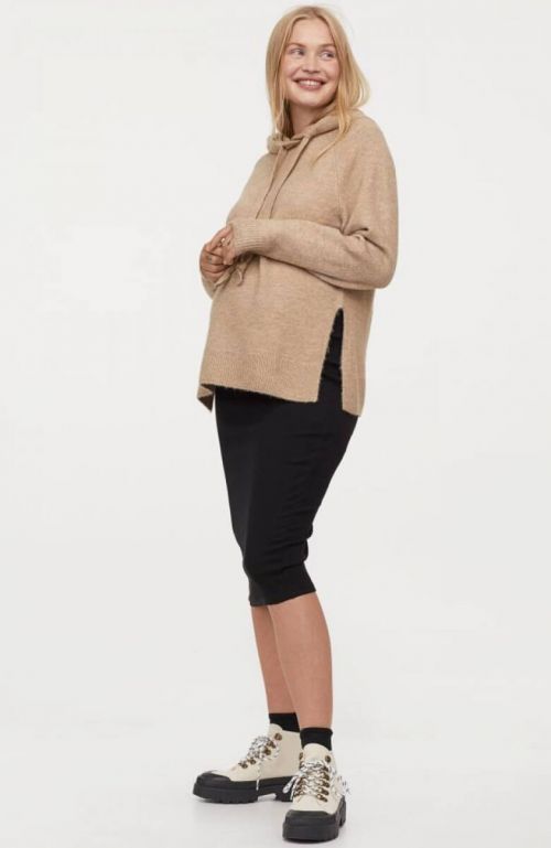 Camilla Forchhammer Christensen Photoshoot for H&M Maternity Wear 2020 2