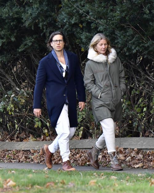 Gwyneth Paltrow and Brad Falchuk walks Out in New York 11/29/2020