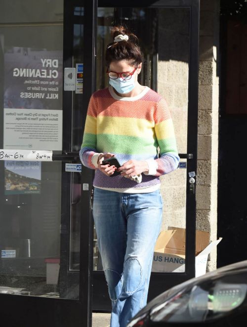 Michelle Monaghan in Colorful Sweater Out and About in Los Angeles 12/02/2020