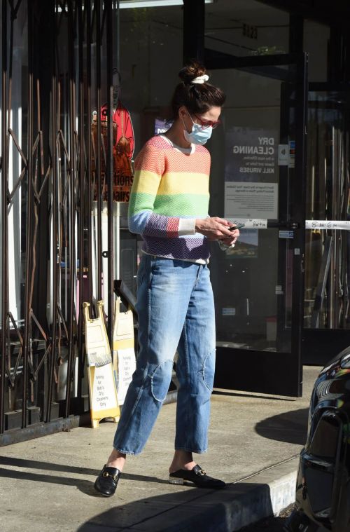 Michelle Monaghan in Colorful Sweater Out and About in Los Angeles 12/02/2020 4