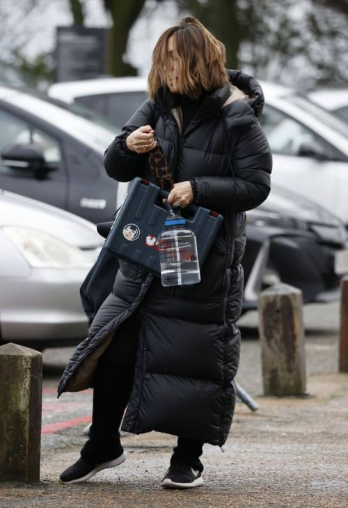 Myleene Klass seen Puffer Jacket in Midi Length Leaves Ice Rink in London 11/25/2020 2