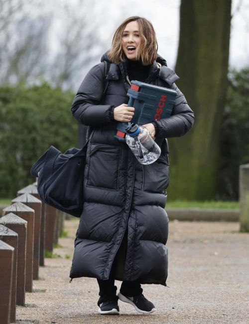 Myleene Klass seen Puffer Jacket in Midi Length Leaves Ice Rink in London 11/25/2020 4