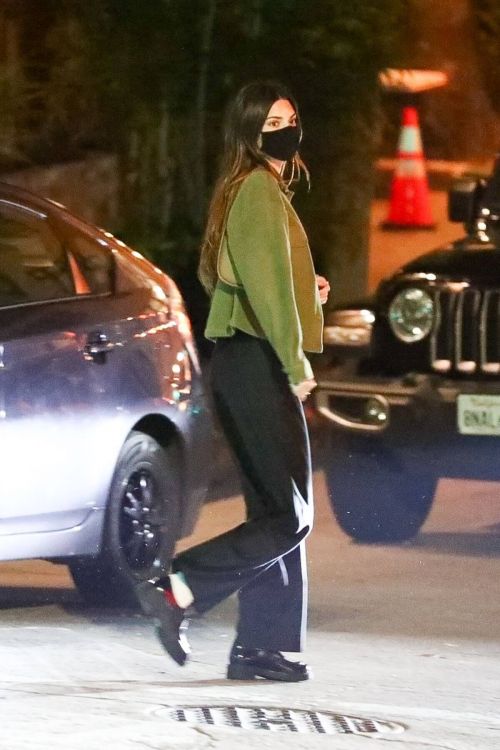 Kendall Jenner After Dinner Night Out in Los Angeles 02/10/2021 3