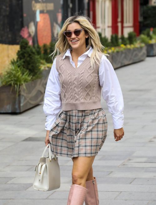 Ashley Roberts Leaves Heart FM Studios After Working on The Breakfast Show in London 02/24/2021 4