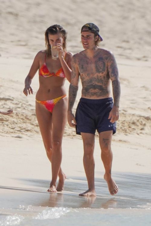 Hailey and Justin Bieber Enjoys at a Beach in Turk & Caicos 03/19/2021 6