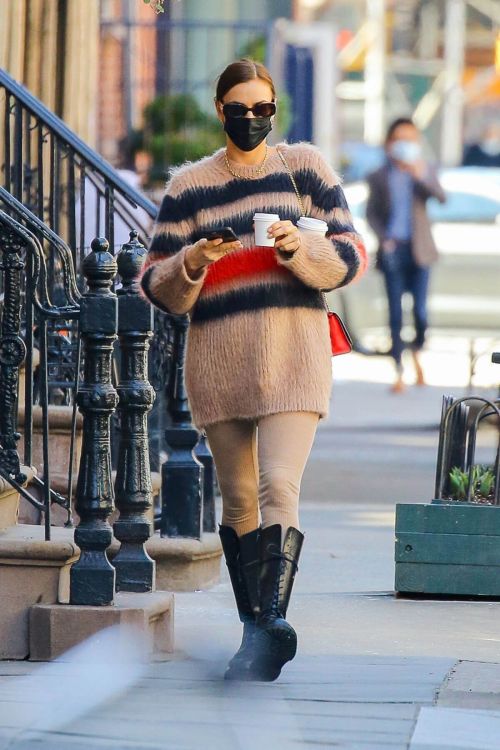 Irina Shayk Steps Out for Coffee in New York 03/21/2021 1