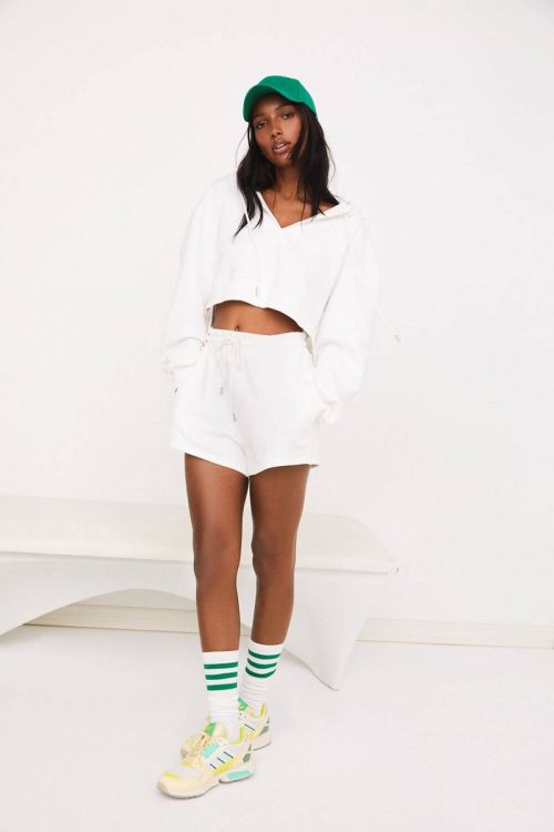 Jasmine Tookes Photoshoot for Love & Lemons for Victoria