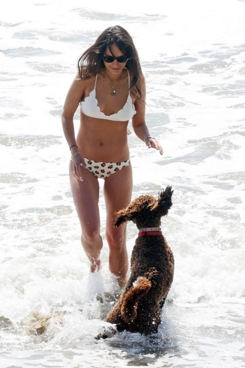 Jordana Brewster Enjoys in Bikini at a Beach in Santa Monica 03/20/2021 2