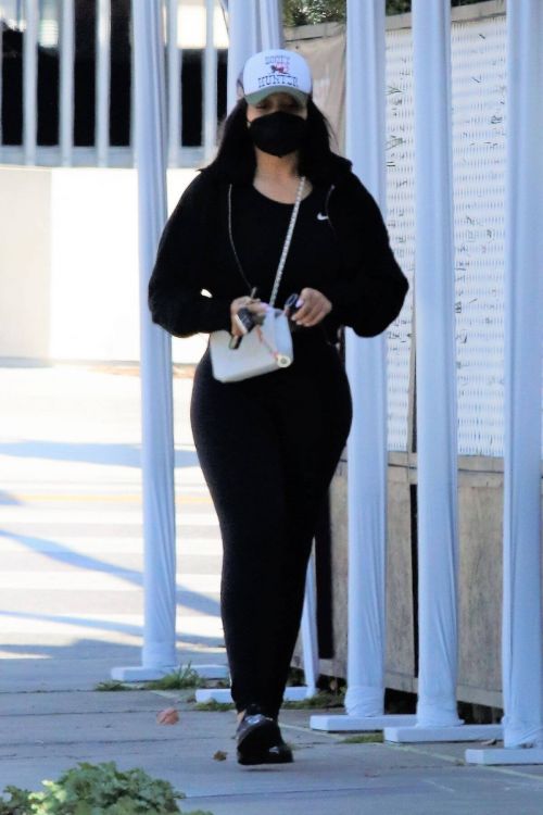 Jordyn Woods is Leaving Spa in Los Angeles 03/19/2021 4