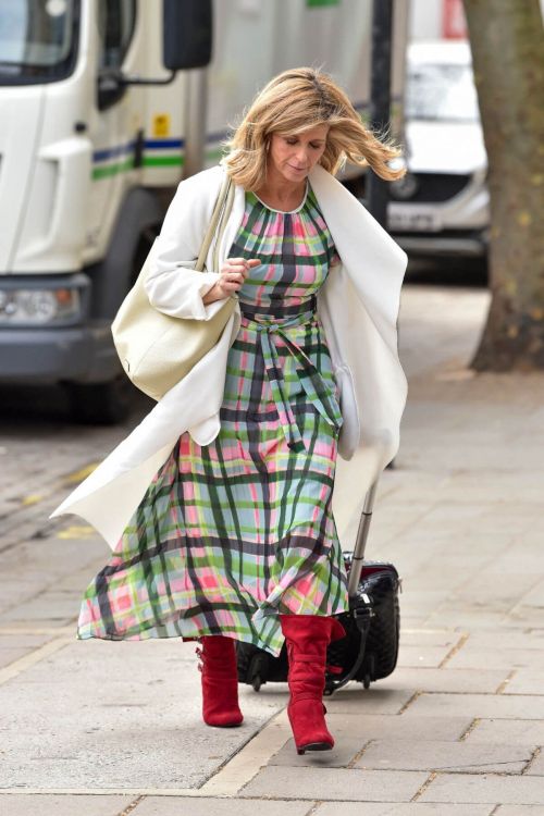 Kate Garraway is Arriving at Global Studios in London 03/25/2021 5