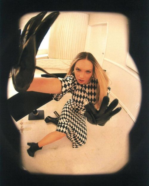 Maddie Ziegler Looks Stylish in a Photoshoot, March 2021 6
