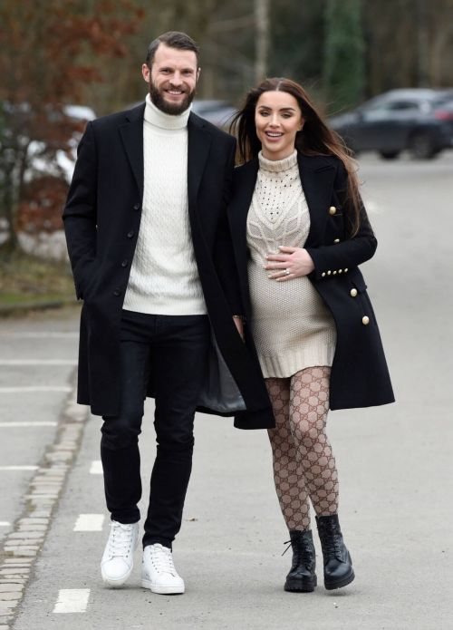 Pregnant Nermina Pieters with her Hubby Erik Out in Alderley Edge 02/24/2021 1