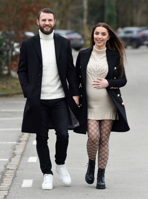 Pregnant Nermina Pieters with her Hubby Erik Out in Alderley Edge 02/24/2021 5