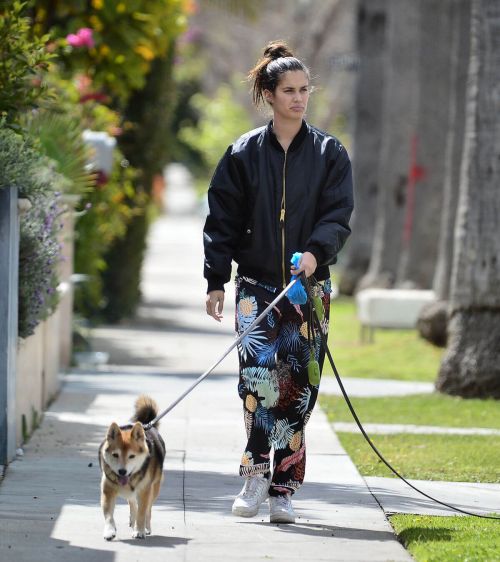 Sara Sampaio Day Out with Her Dog in Los Angeles 03/11/2021 1